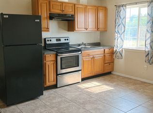 601 Granger Ave #F, Granger, WA 98932