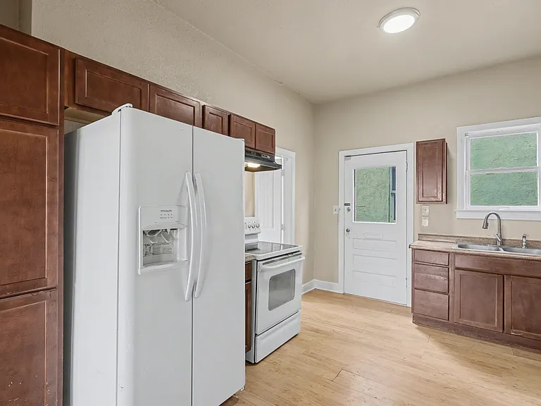 3602 W Colorado Ave #101 — Photo 12