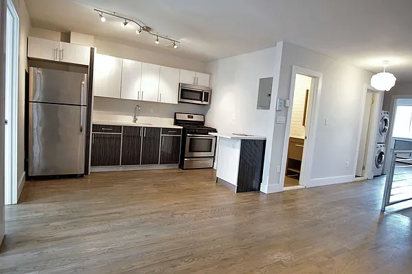 Rented by Lofts and Flats LLC | media 35