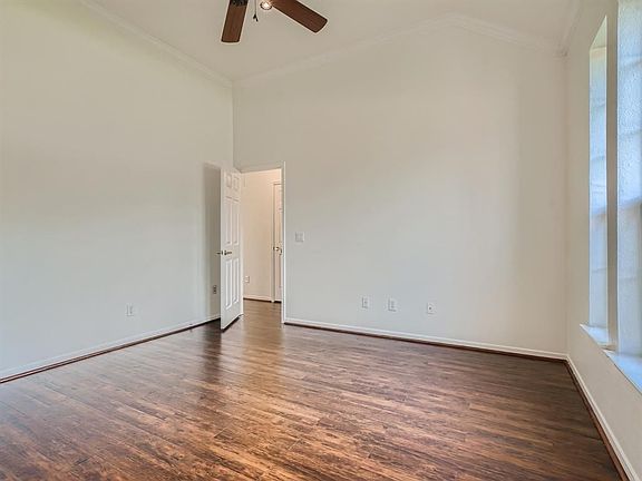 4th image of 7011 Harvest Glen Dr