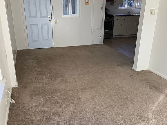 5th image of 950 Hunt Ave
