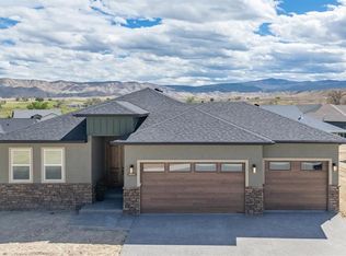 3805 Chestnut Dr, Montrose, CO 81401