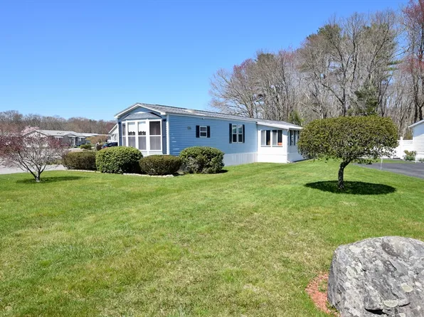 45 Nantucket Dr #45, Taunton, MA 02780