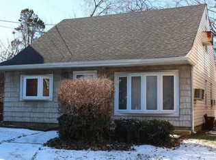 6462 230th St, Bayside, NY 11364