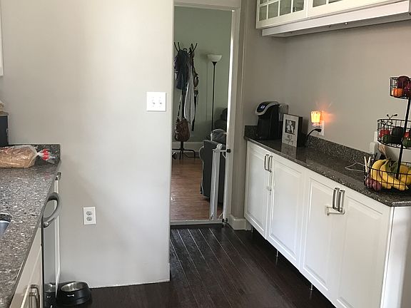 3rd image of 2245 Buxton Ave