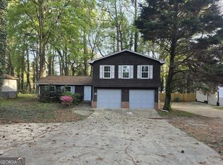 5382 Rockbridge Rd, Stone Mountain, GA 30088
