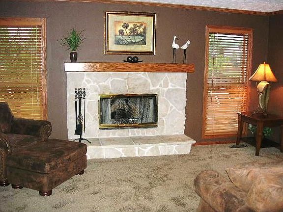 3rd image of 1653 Chestnut Trail Dr