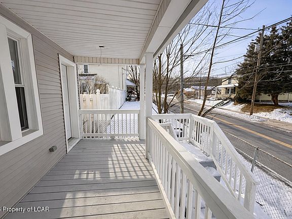 5th image of 20 Hazleton St