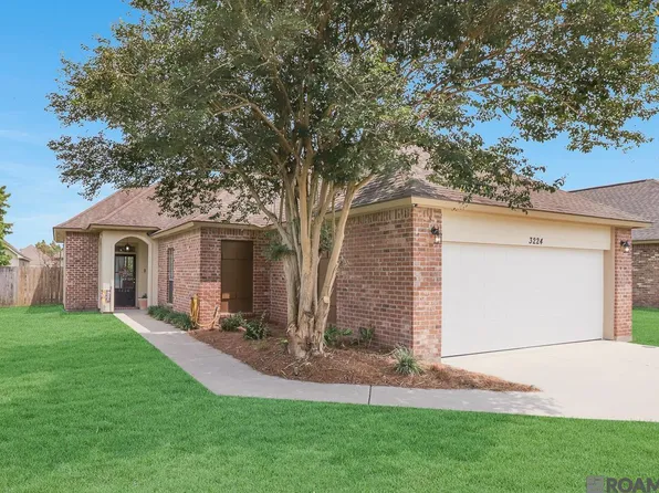 3224 Nicholson Lake Dr, Baton Rouge, LA 70810