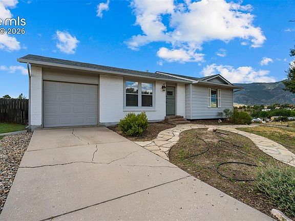 4th image of 2145 Friendship Pl