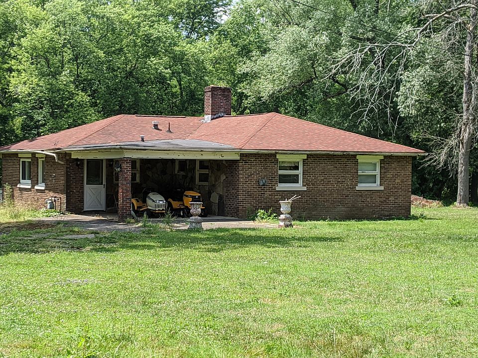 1st image of 5 1/2 Oakview Rd