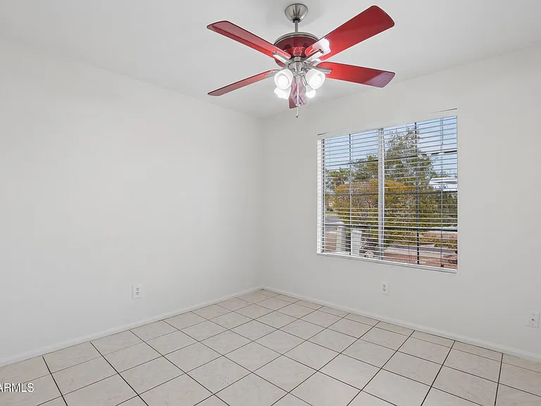 15661 W Hammond Dr — Photo 33
