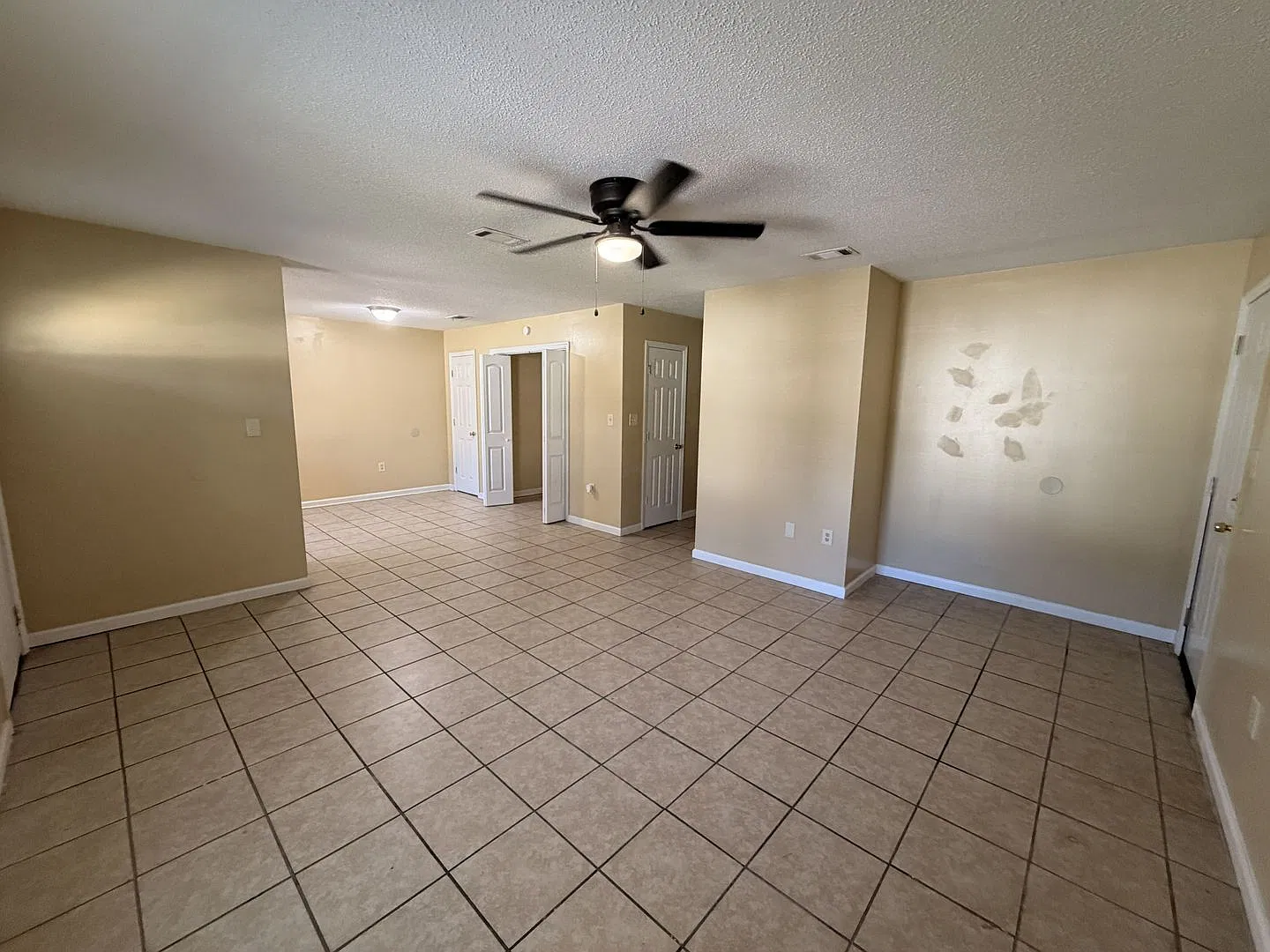 1402 Baymeadows Dr. — Photo 3