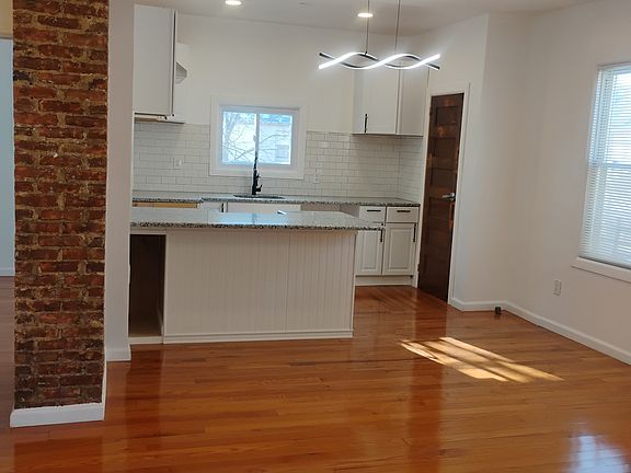 3rd image of 56 Lenox St Floor 2