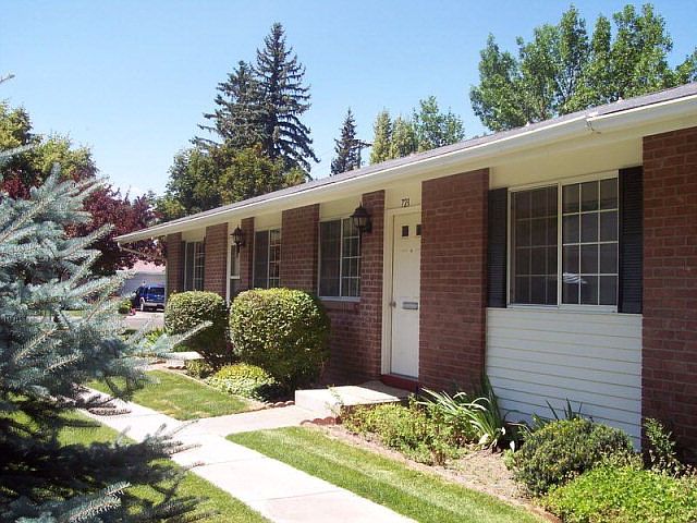 1st image of 723 Linden Pl