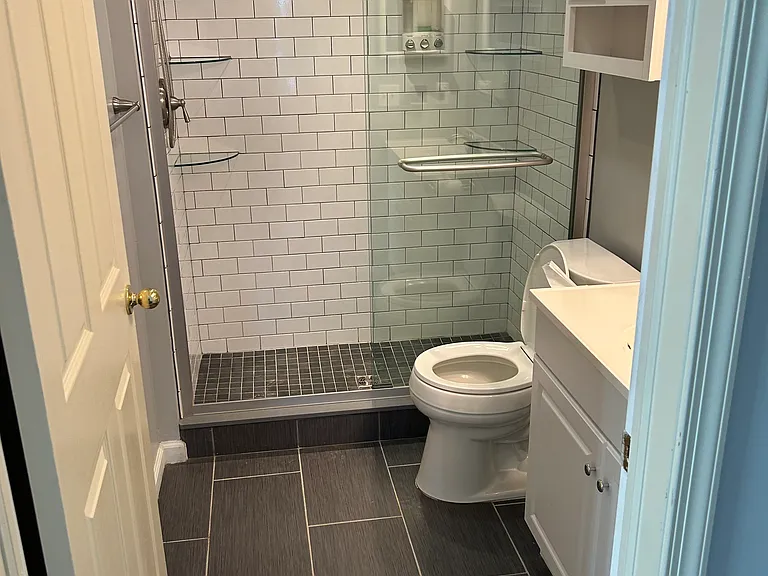 231 Waterford Dr — Photo 6