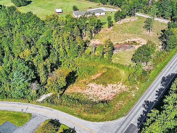 2nd image of 110 Spivey Creek Rd