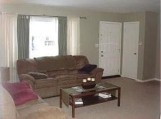 304 S Park Ave, Harvard, IL 60033