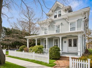 180 Main St, Sag Harbor, NY 11963