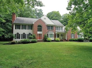 2 Woodfield Rd, Andover, NJ 07821