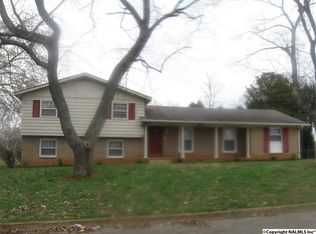 3804 Battlefield Dr NW, Huntsville, AL 35810
