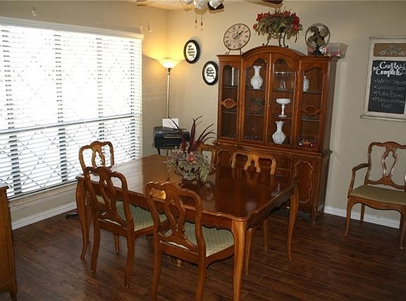 4th image of 620 Shady Creek Trl