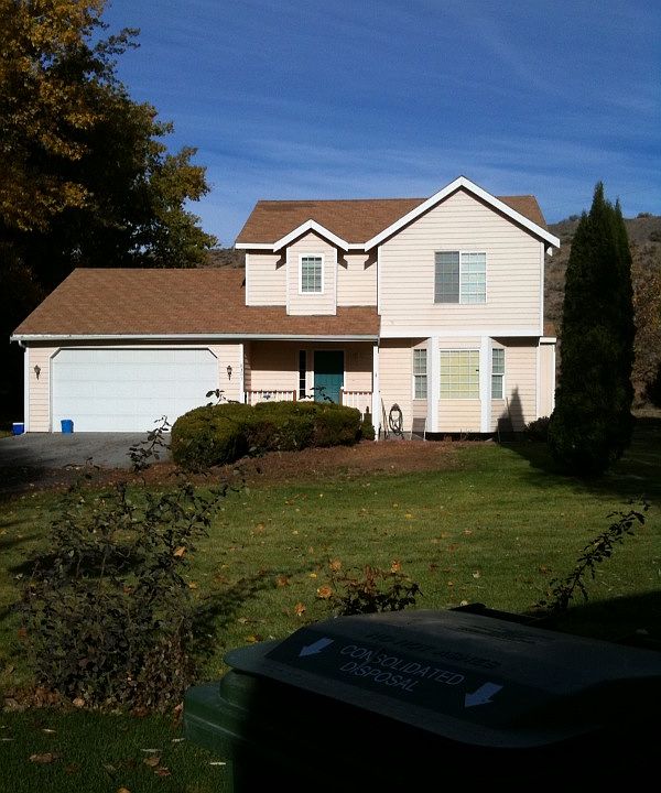 1st image of 8307 Harrington Ln NE