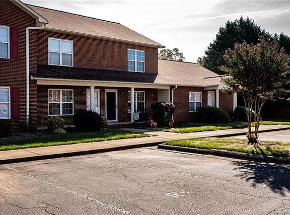 4th image of 102 Brandywine Dr NE APT R4