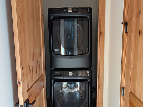 3rd image of 10869 Barnes Dr #2