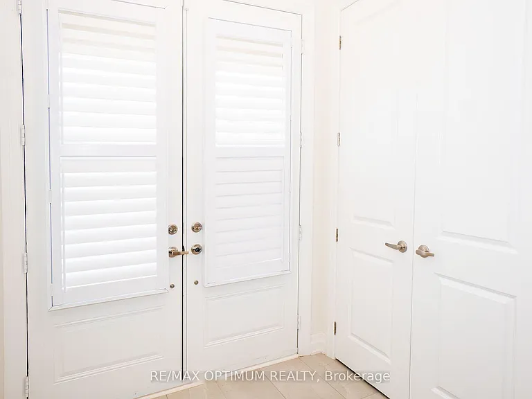 75 Merlin St — Photo 2