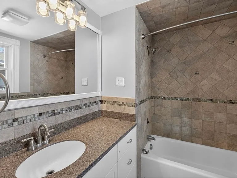 15 Hayden St #2 — Photo 10