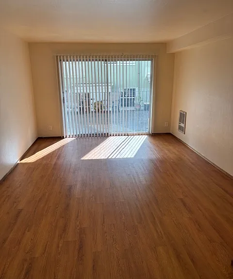 South facing Windows give Reflected Sun all day