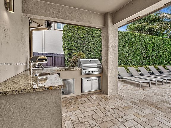 5th image of 8052 NW 161st Ter