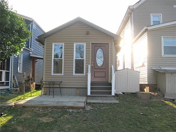 3rd image of 2920 5th Ave