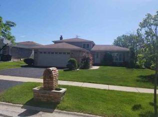 16031 85th Pl, Tinley Park, IL 60487