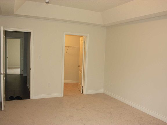 5th image of 35 Carratuck St