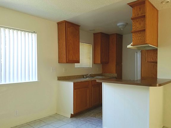 4th image of 119 S Ohio St APT 2