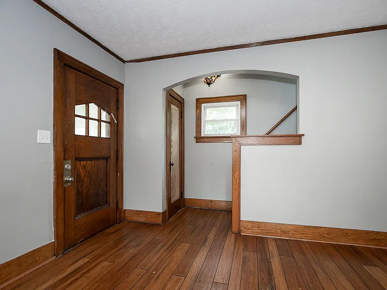 888 Harrison Ave — Photo 6