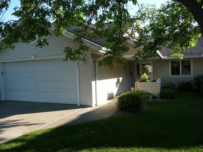 1st image of 1090 Riverwood Ct