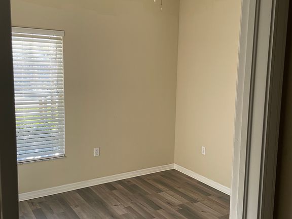 5th image of 4130 Winding Vine Dr