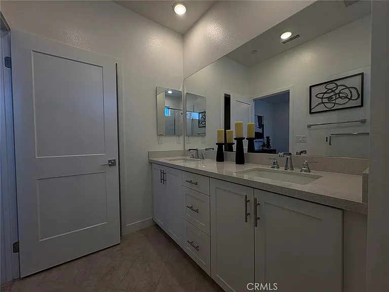 2211 W Orange Ave #21 — Photo 29