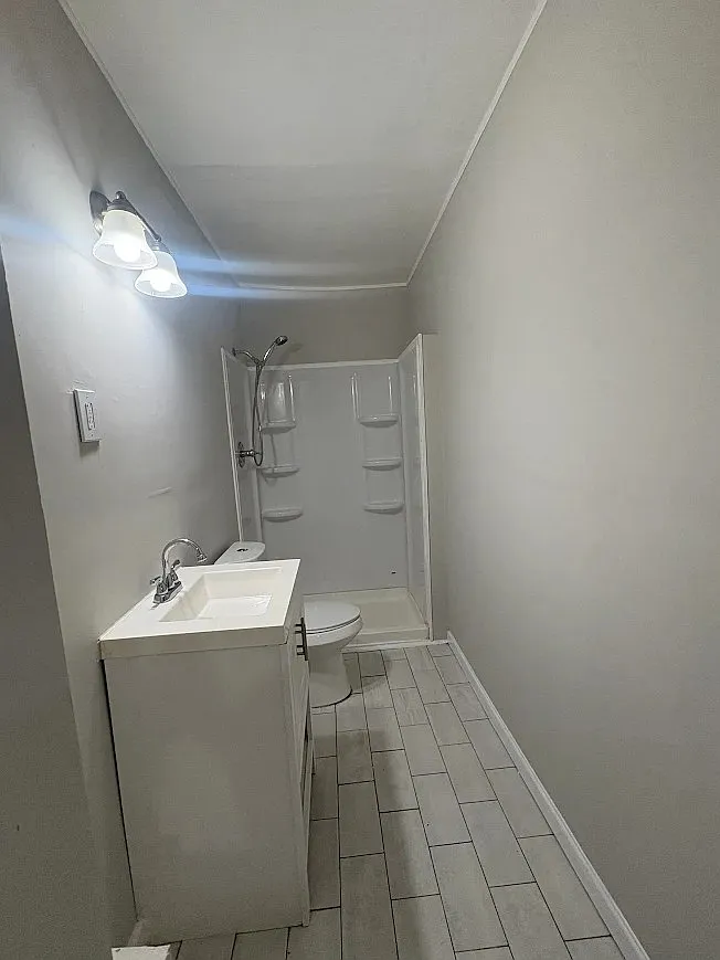 3 bed, 1100 sqft, $1,695 — Photo 4