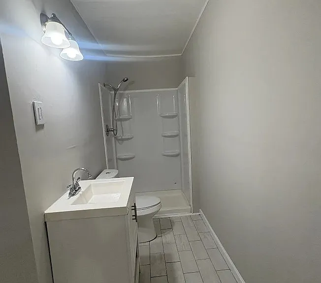 1648 Mary George Ave NW — Photo 3