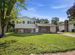 5752 Lake Superior Dr, Fairfield, OH 45014