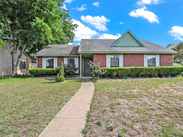 2902 Western Dr, Garland, TX 75042