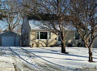 2623 3rd St SW, Cedar Rapids, IA 52404