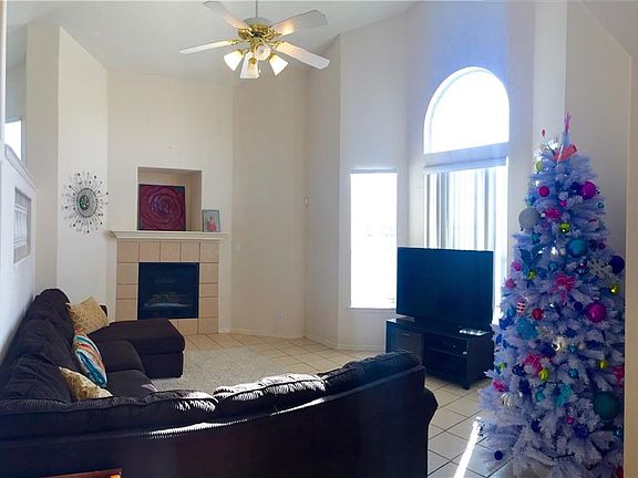 2nd image of 12349 Tierra Laurel Dr