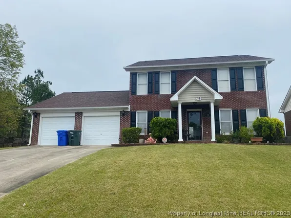 825 Scully Dr, Fayetteville, NC 28314