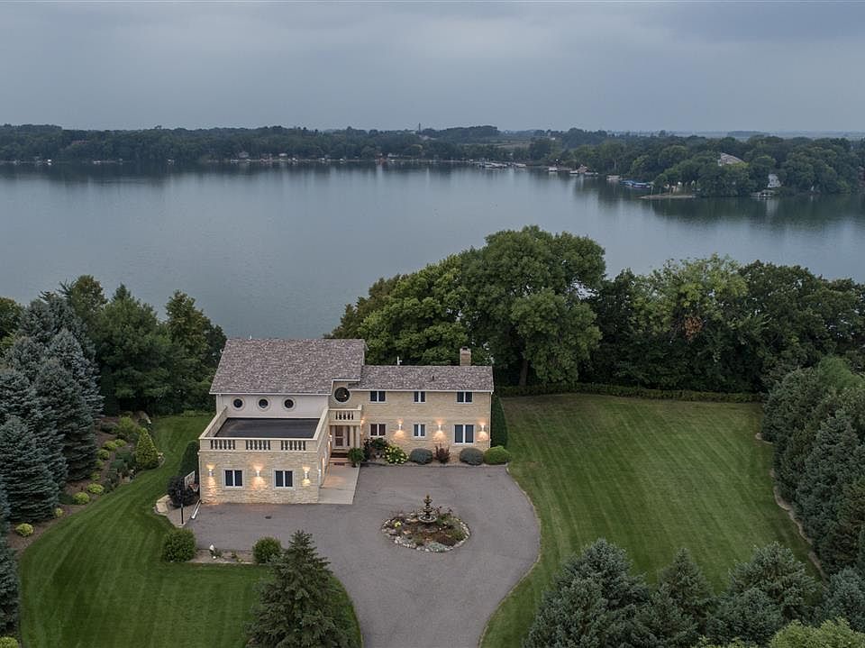 1st image of 6108 Shamrock Dr