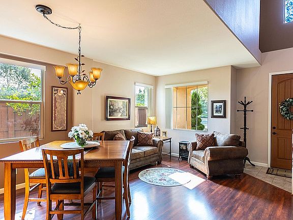5th image of 2901 Bergamo Way